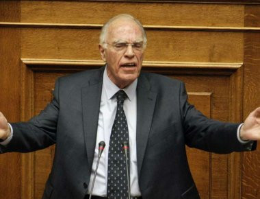 Β.Λεβέντης προς Ν.Βούτση: «Είναι ανωμαλία να αλλάζεις την φύση σου - Ντροπή σας» - Οι ισορροπίες στην ψηφοφορία (βίντεο)